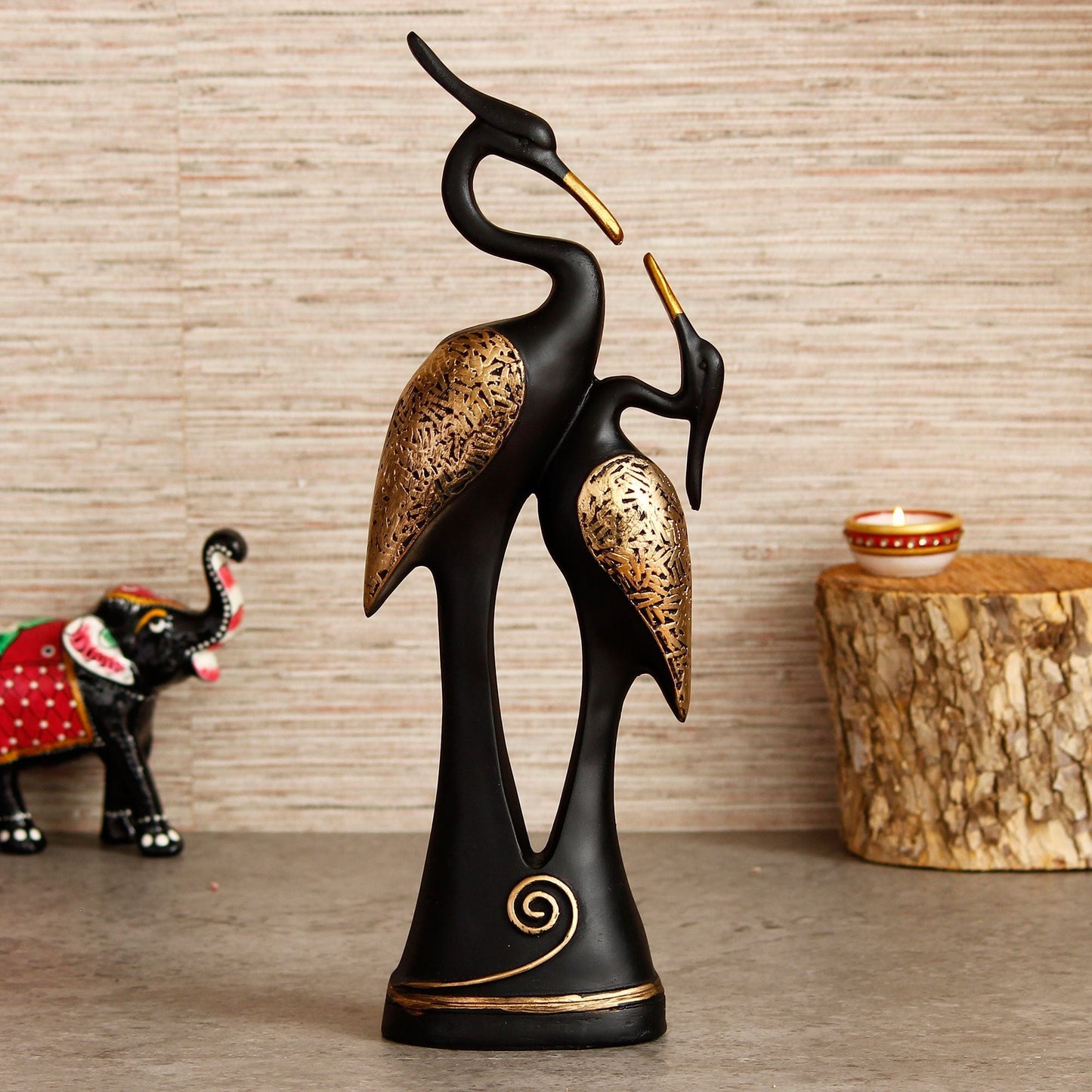 Handcrafted Polyresin Decorative Showpiece