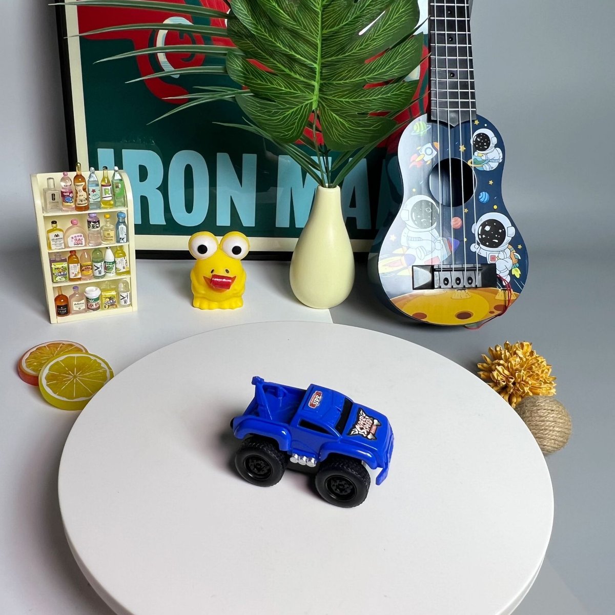 🔥Last Day - Magnetic Wall Climbing Toy Car( Pack of 5)